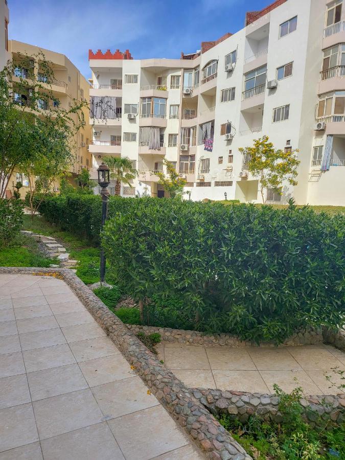 Apartments 1000 And 1 Night Redsealine 洪加達 外观 照片