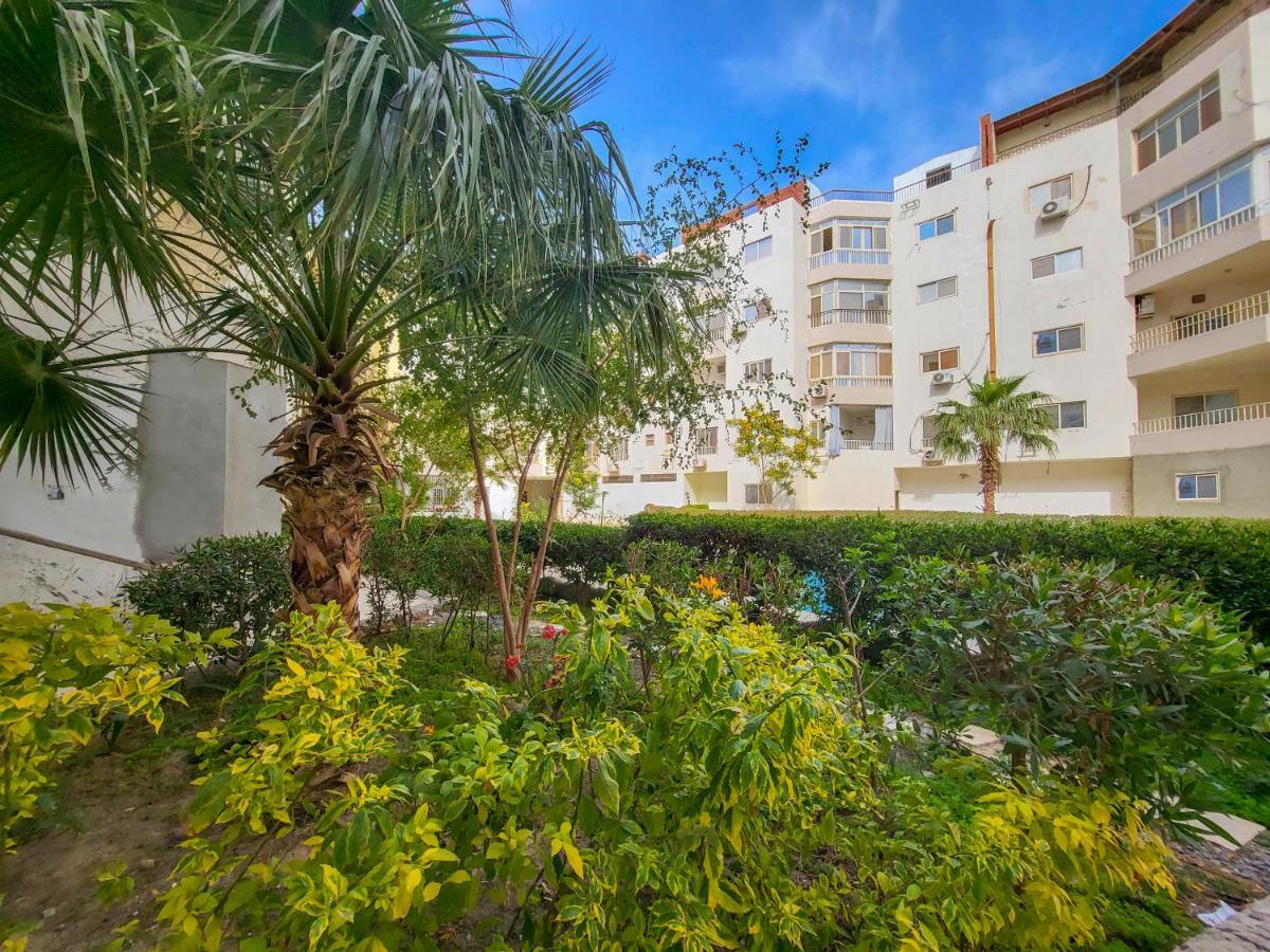 Apartments 1000 And 1 Night Redsealine 洪加達 外观 照片