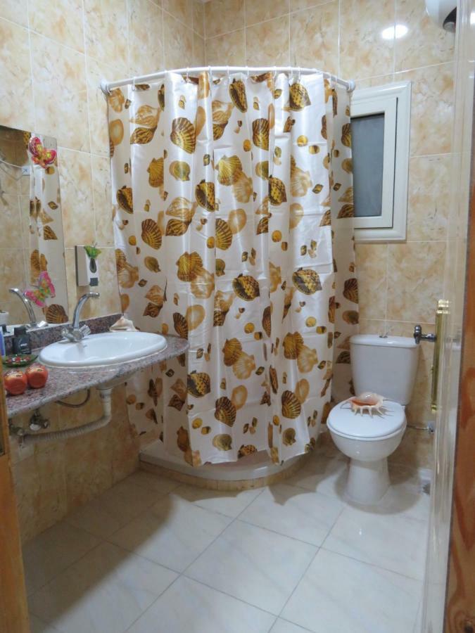 Apartments 1000 And 1 Night Redsealine 洪加達 外观 照片