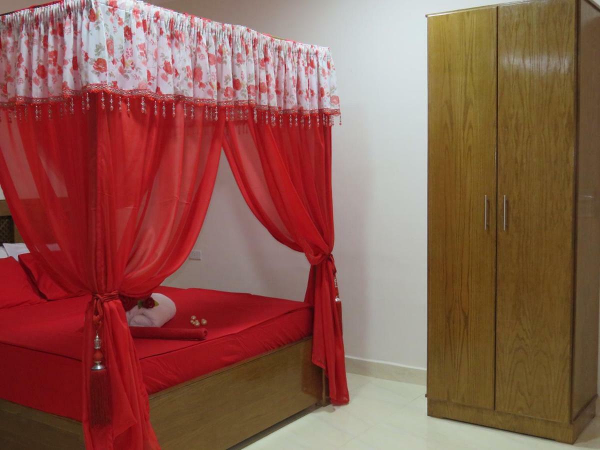 Apartments 1000 And 1 Night Redsealine 洪加達 外观 照片