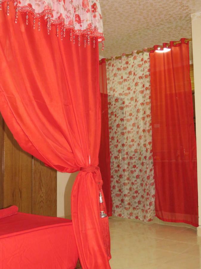 Apartments 1000 And 1 Night Redsealine 洪加達 外观 照片