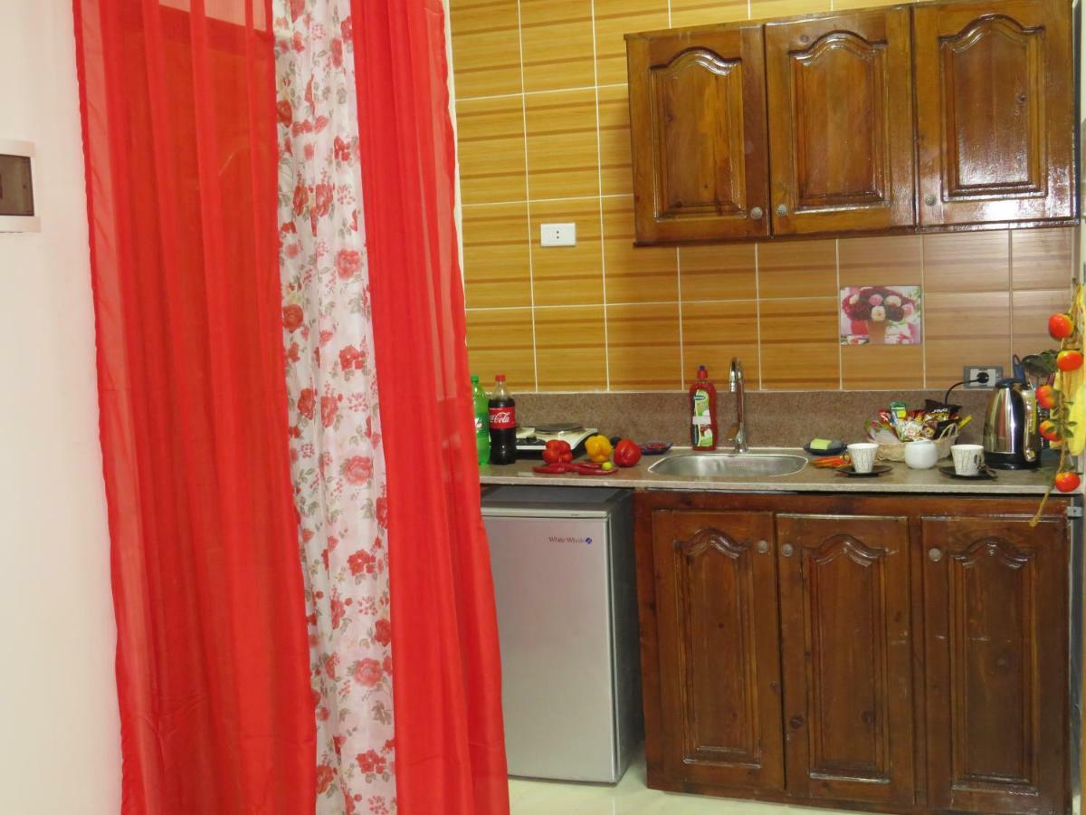 Apartments 1000 And 1 Night Redsealine 洪加達 外观 照片